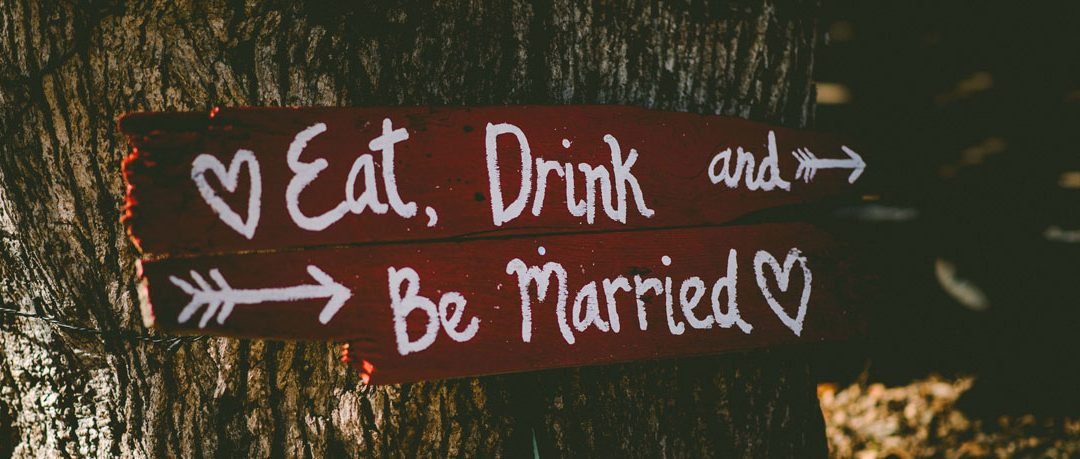 Eat, Drink and Be Married! How Do You Pull Off a Potluck Reception?