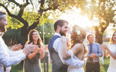 Creative Ideas for the Ultimate Backyard Wedding